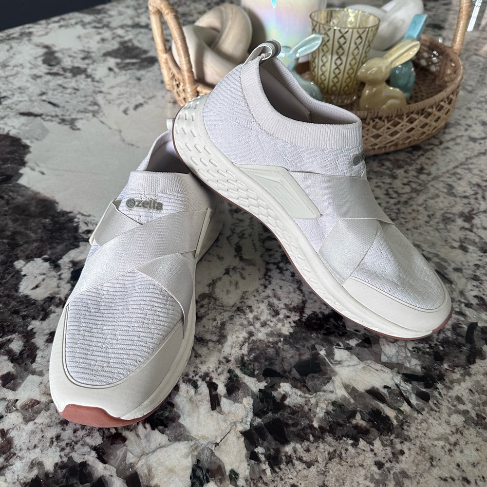 Zella Lifestyle Slip On Sneaker